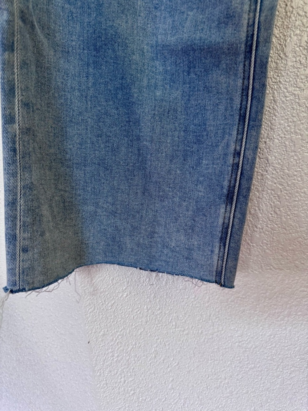 Flying Monkey High Rise Wide Leg Distressed Jeans Light Wash Size 30 NWT - Picture 13 of 15